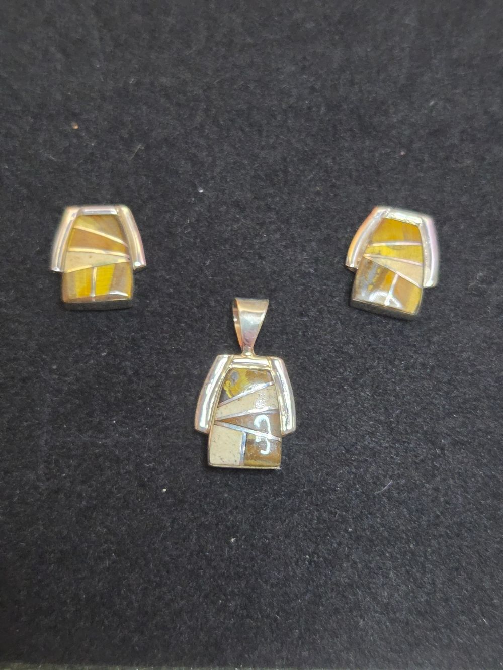 Sterling Silver Tiger's Eye Stone Inlay Pendant Set RH